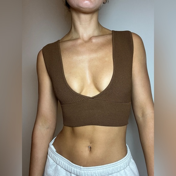 Babaton Going Out Top! 🤎 - Picture 1 of 3